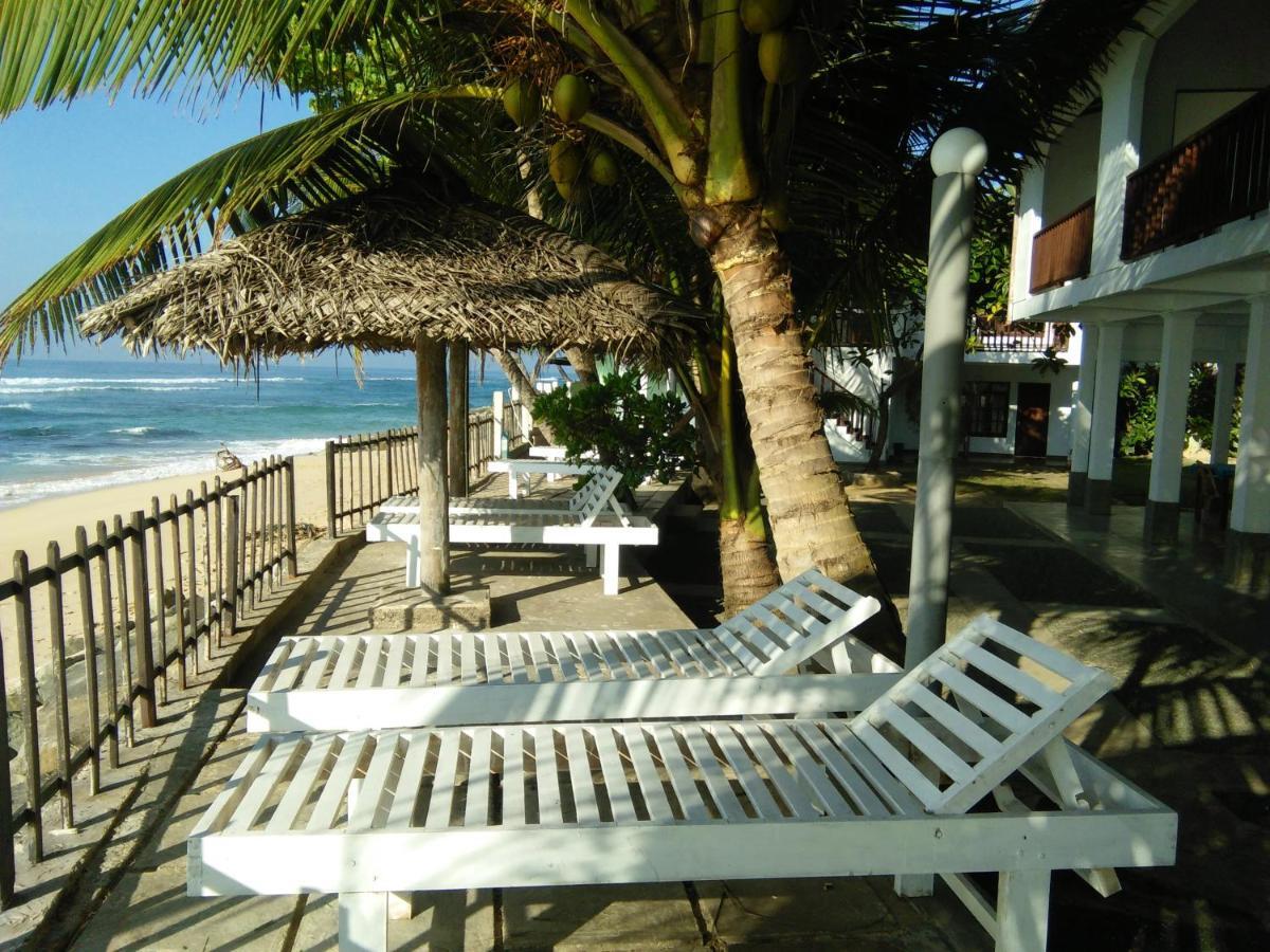 Hotel Rainbow Surf Beach à Koggala Extérieur photo